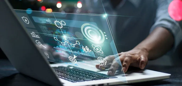 thumbnail for 5 trends shaping enterprise SaaS use in 2022