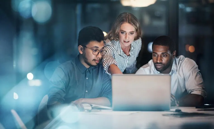 thumbnail for 20 Ways To Retain High Performers In A Competitive Market