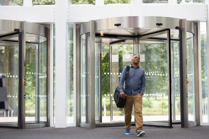 thumbnail for 18 Overlooked Benefits Of Returning To The Office For Work