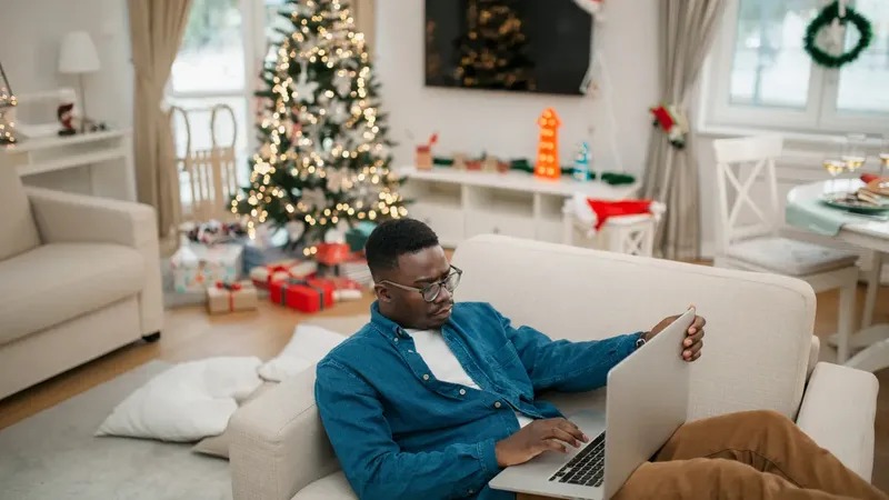 thumbnail for Shoppers embraced AI customer service during holiday rush