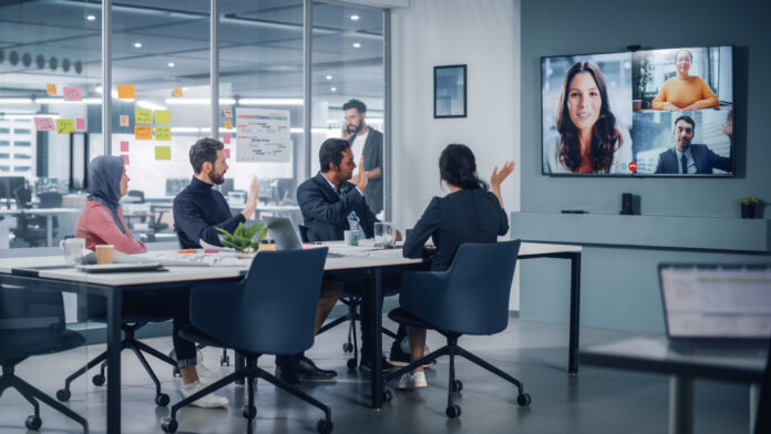thumbnail for New Report Reveals Latest Hybrid Work Trends for It Departments and Leaders