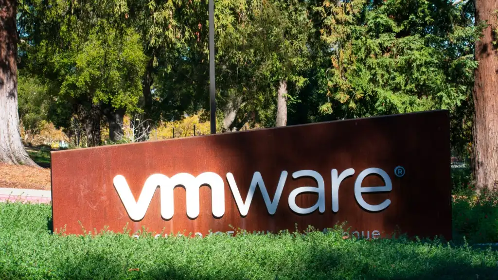 thumbnail for Some Enterprises Are Dropping VMware, Just Not All at Once