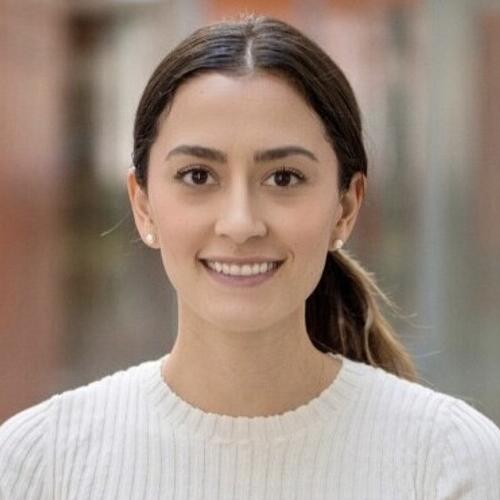 Samara Swenson headshot