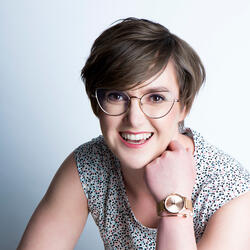 Candace Brunt headshot