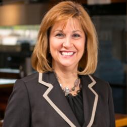 Terri Hoskins headshot