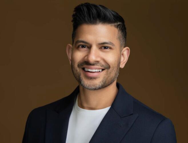 Shawn Kanungo headshot