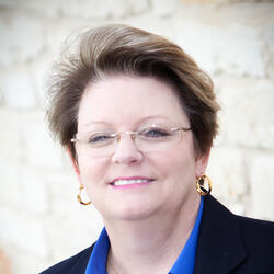 Jeanette Wayne headshot