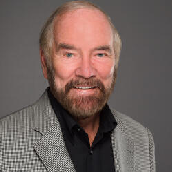 Sidney Hodgson headshot