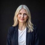 Laura Hansen-Kohls headshot