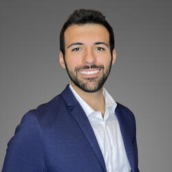 Karim Sabayon headshot