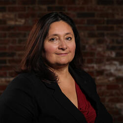 Christine Coz headshot