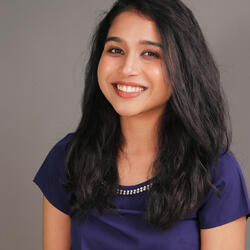Roshmi Roy headshot