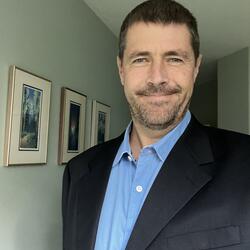 Eric Frohlick headshot