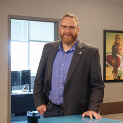 Brent Messer headshot