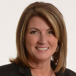 Theresa Hughes headshot