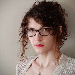 Natalie Sargent headshot