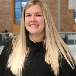 Emma Schwichtenberg headshot