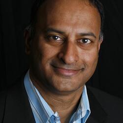 Shashi Bellamkonda headshot