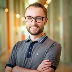 Adam Morphy headshot