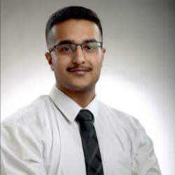 Daksh Pandit headshot