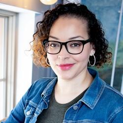 Christina Carter-Jones headshot