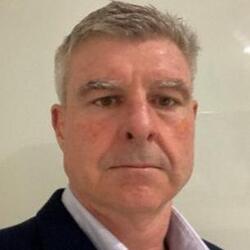 Guy Carlisle headshot