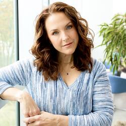 Sarah Pletcher headshot