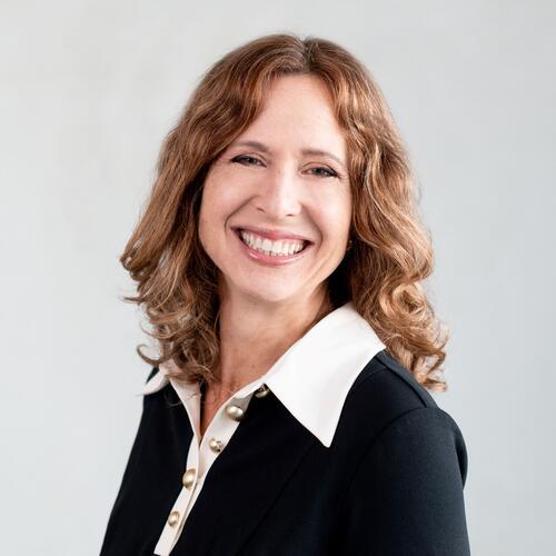 Dessalen Wood headshot