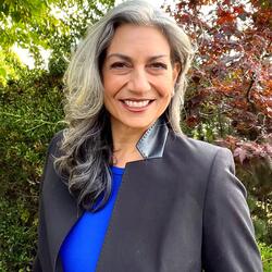 Larissa Lawrence headshot