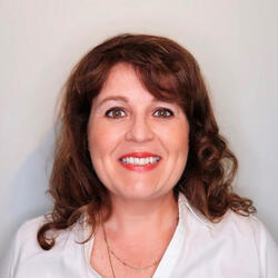 Amalia Barthel headshot