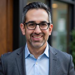 Kassim Dossa headshot