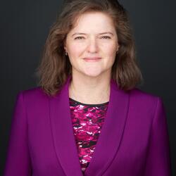 Rita Lazar-Tippe headshot