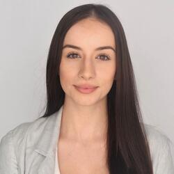 Nicole Sardone headshot