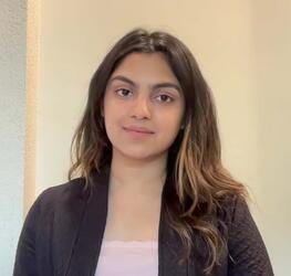Sara Bakshi headshot